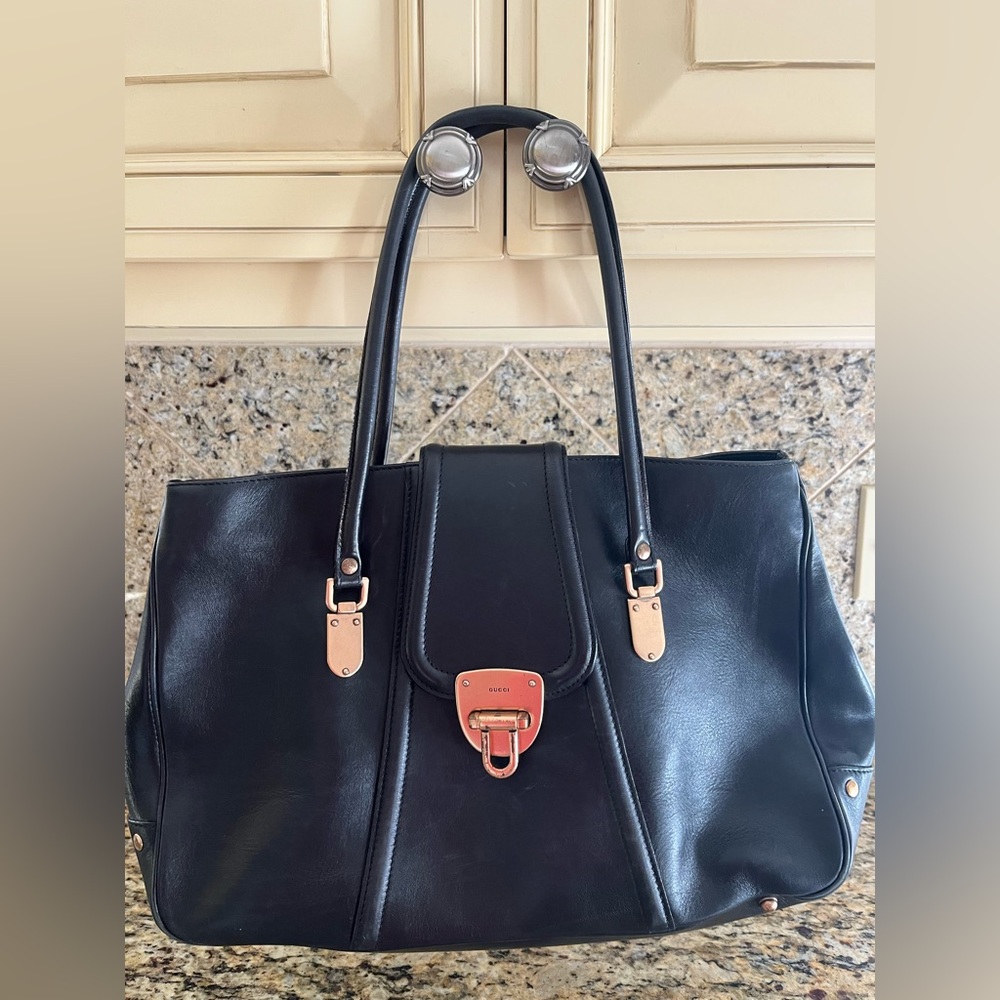 Gucci black leather tote